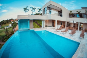 Casa Luxuosa Em Escarpas Do Lago P/ Até 30 Pessoas