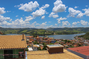 Apartamento Com Bela Vista Próximo Ao Centro