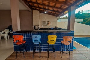 Rancho às margens do Lago de Furnas com 5 Suítes