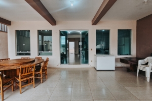 Rancho às margens do Lago de Furnas com 5 Suítes