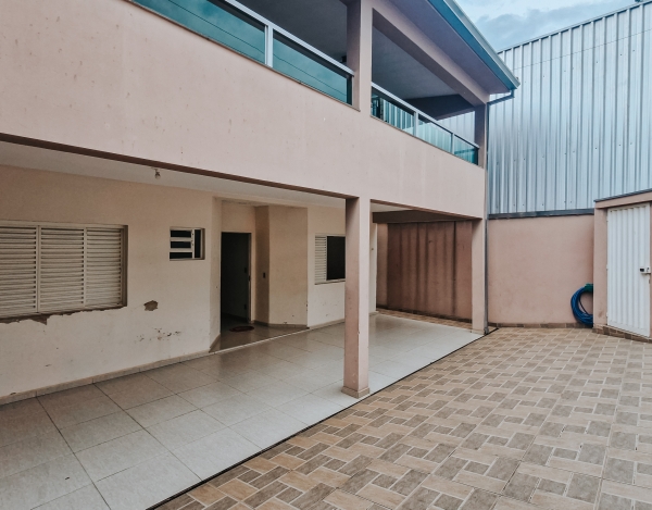 Rancho às margens do Lago de Furnas com 5 Suítes