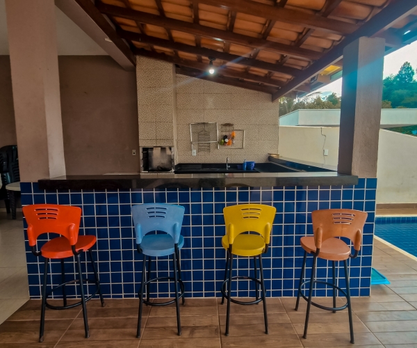 Rancho às margens do Lago de Furnas com 5 Suítes