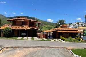 Refúgio Espaçoso e Completo para sua Estadia em Escarpas