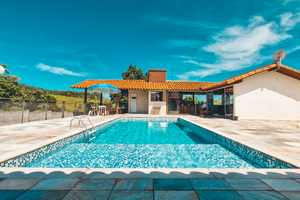 Casa com Charme de Rancho Próxima ao Centro