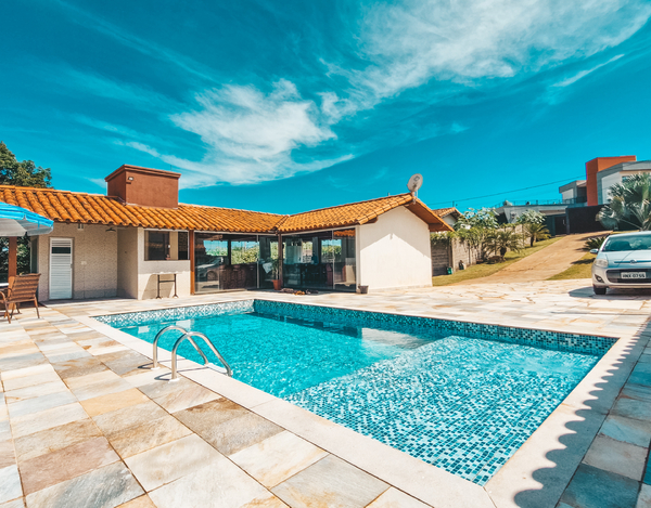 Casa com Charme de Rancho Próxima ao Centro