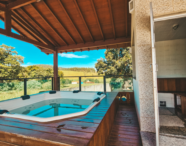 Casa com Charme de Rancho Próxima ao Centro