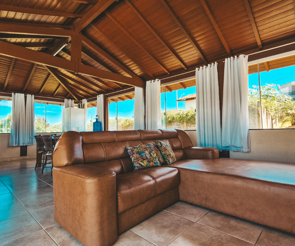 Casa com Charme de Rancho Próxima ao Centro