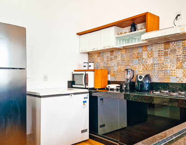 Casa com 4 Suítes e Jacuzzi ao Lado da Marina Escarpas