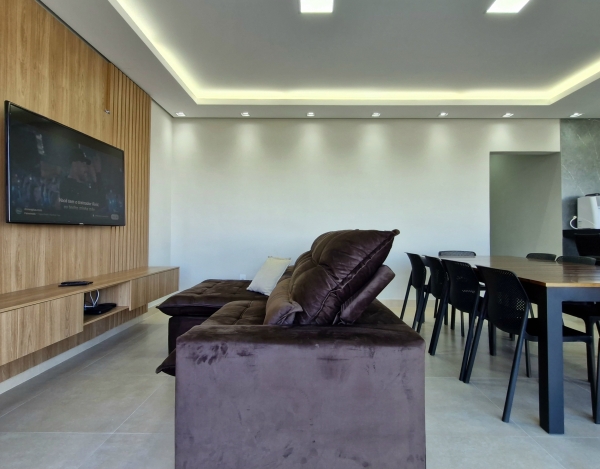 Casa com 4 suítes e Lazer Próx. à Marina Escarpas