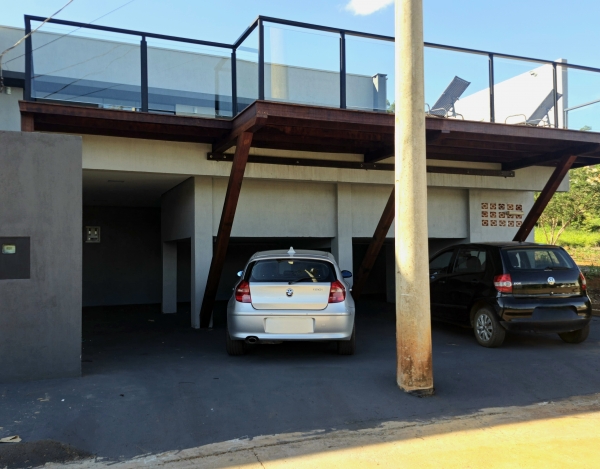 Casa com 4 suítes e Lazer Próx. à Marina Escarpas