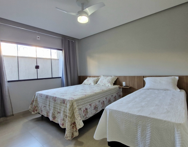 Casa com 4 suítes e Lazer Próx. à Marina Escarpas